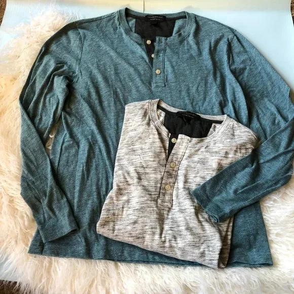 Banana Republic 2 Shirts Bundle Moisture Wicking Henley Long Sleeve Gray Blue - Picture 2 of 4